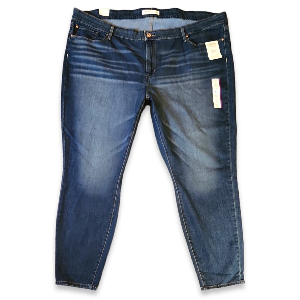 NWT Signature by Levi Strauss Mid Rise Skinny Jeans Size 28M Great Gift Idea🎁